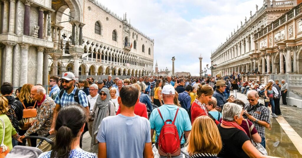 Locals in beautiful Italian city slam new overtourism rules | World | News