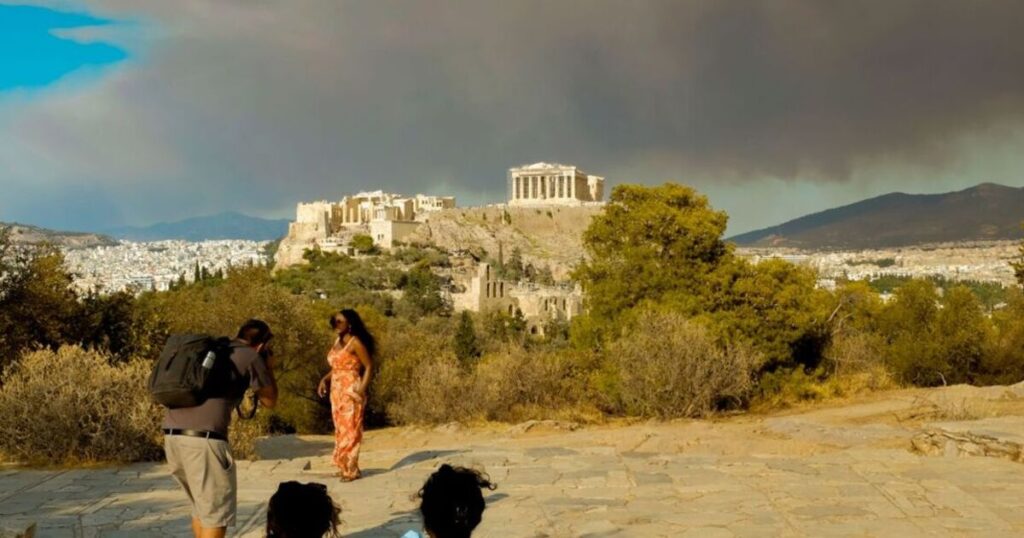 Panic in Greece as raging wildfires erupt and thousands evacuated unde | World | News