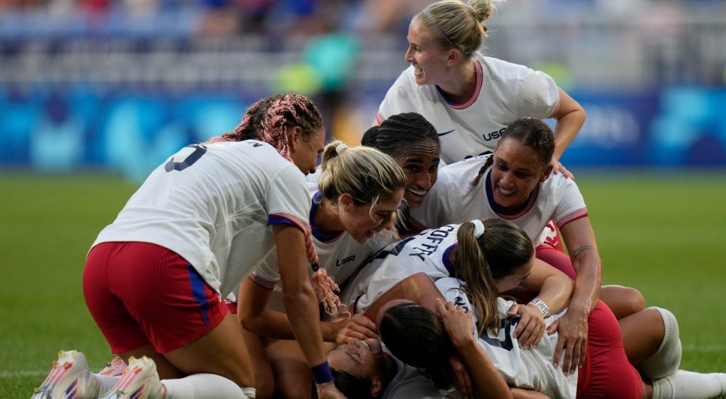 U.S., Brazil to play for Olympic women's soccer gold