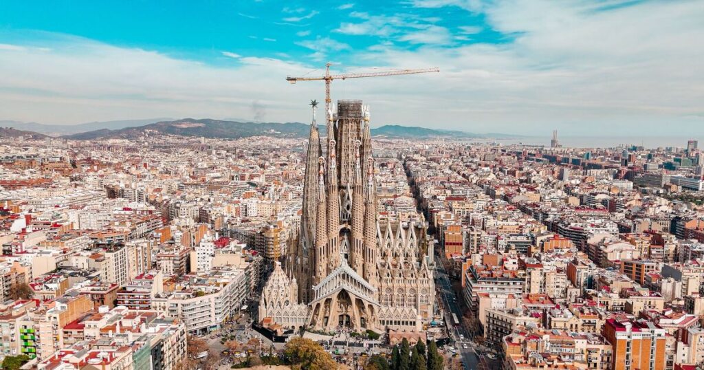 Barcelona: Iconic Spanish landmark offering 20k free tickets | World | News