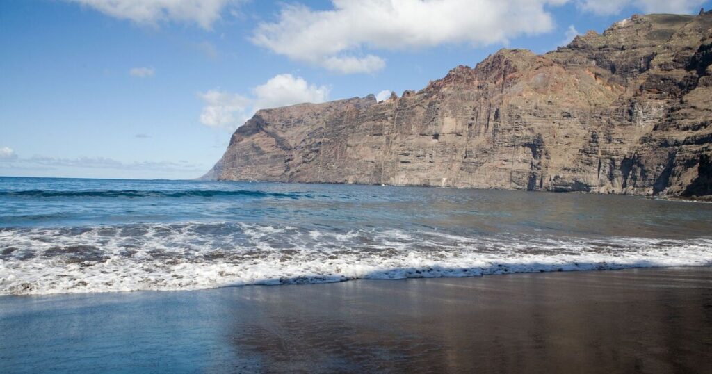 Tenerife beach closed for weeks for disgusting reason | World | News