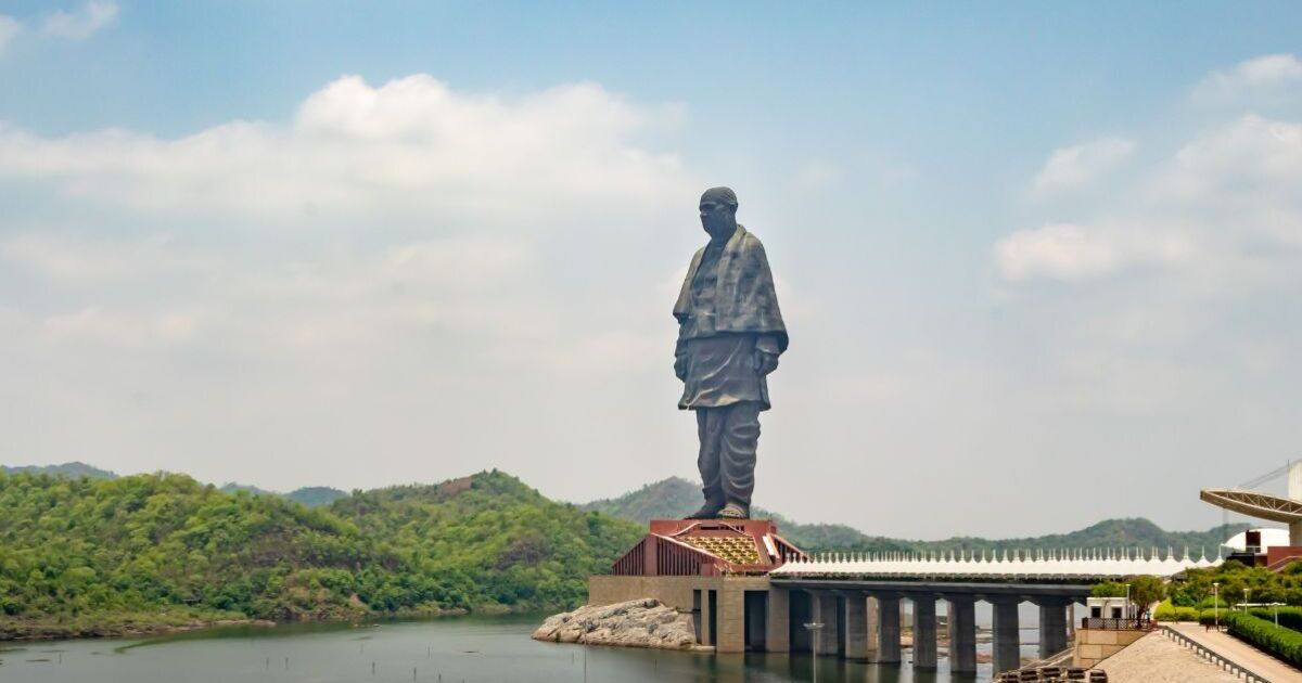 World's biggest statue nearly 600ft tall is in India | World | News