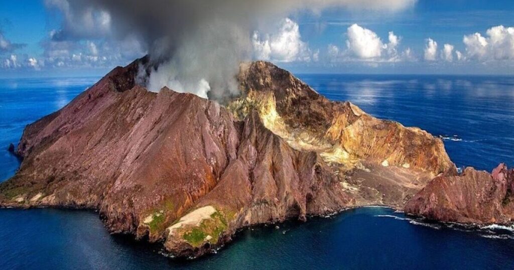 World's most dangerous island from which tourists are banned | World | News